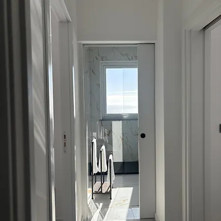 Sleep Haibeat - Sea View - Santa Cruz Flores, Azores *